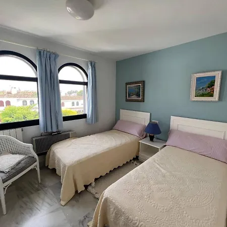 Casa De Playa Holiday home Estepona